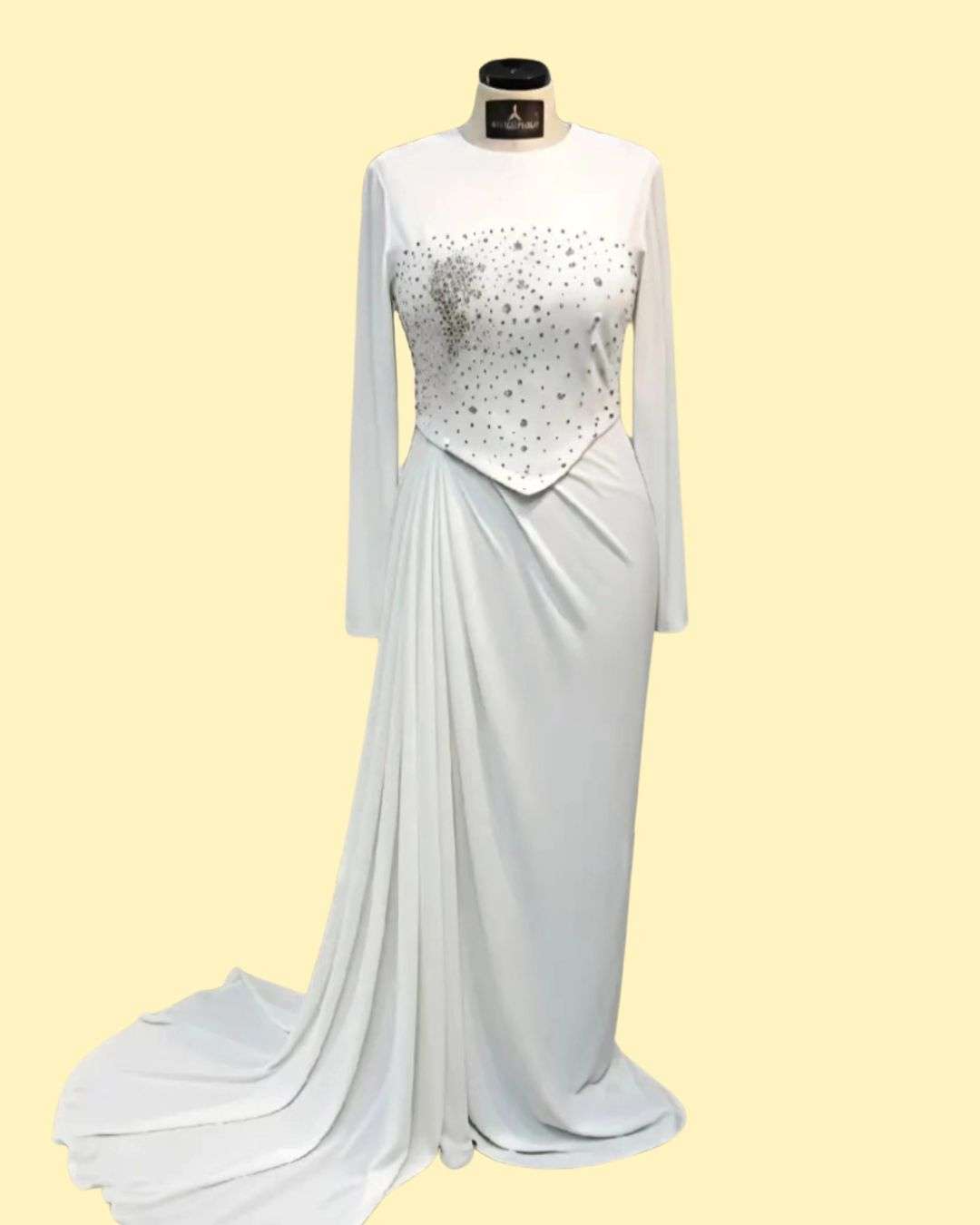 فستان فرح او سواريه